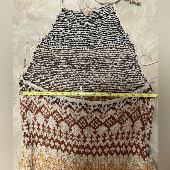 Free People Ikat Oasis Maxi Dress Halter Crochet
Knit buckles size L - Picture 10 of 12